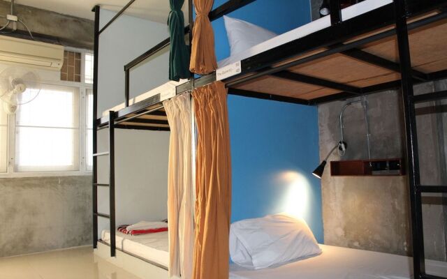 Yellow Flowers Hostel