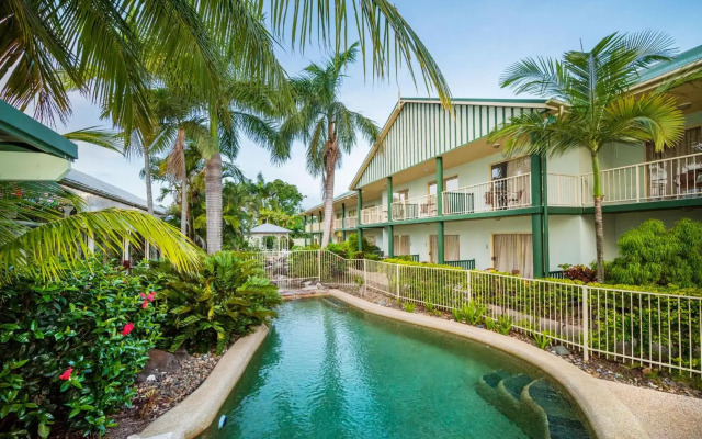 Shamrock Gardens Motel