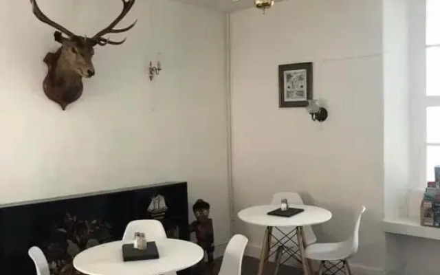 The Queens Bed & Breakfast