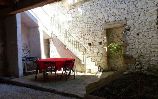 House With 3 Bedrooms in Noves, With Furnished Terrace and Wifi - 80 k