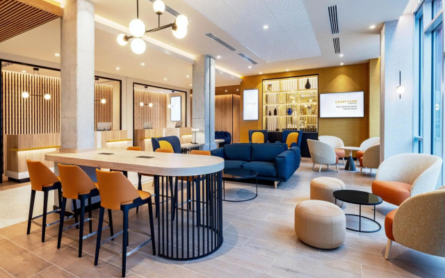 Courtyard by Marriott Paris Charles de Gaulle Central Airport