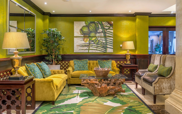 Sea Cliff Hotel
