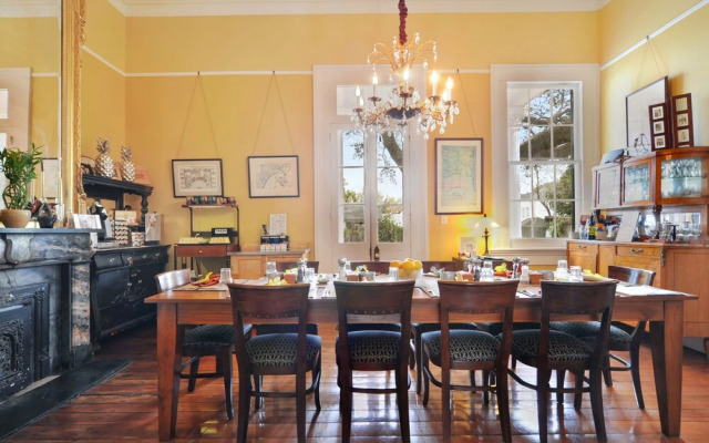 Ashton's Bed and Breakfast