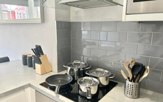 2 Bedroom Apartment in South Hampstead