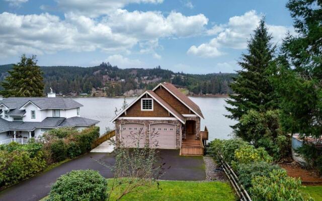 Vista Point Lake House