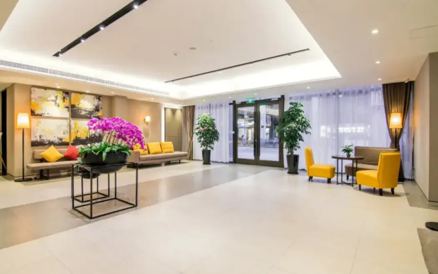 Homeinn Plus Hotel (Shanghai Bund Jinling East Road)