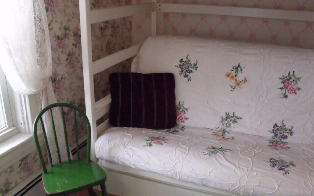 A White Swan Bed and Breakfast