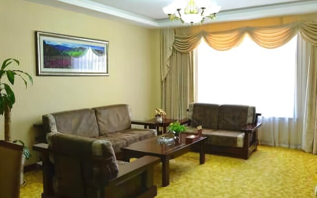 Aibi Lake Hotel