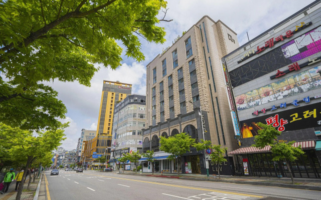 Business Design Hotel LUV
