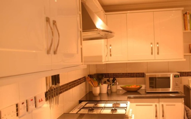 Stunning 2 Bedroom Property in London Fields