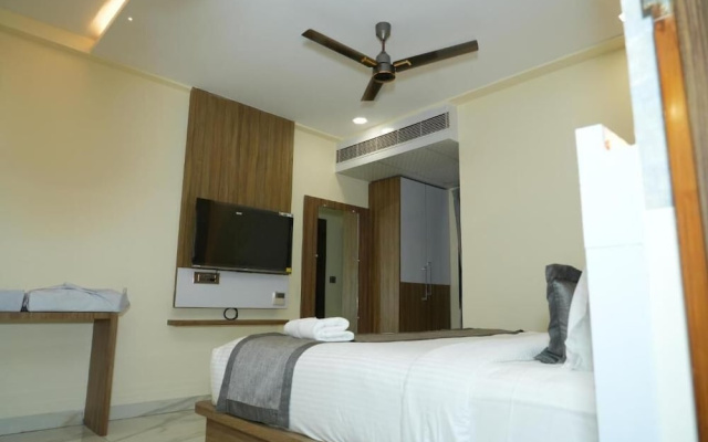 Hotel Phoenix Grand