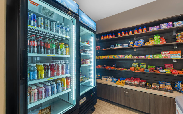 Best Western Plus Killeen/Fort Cavazos Hotel & Suites