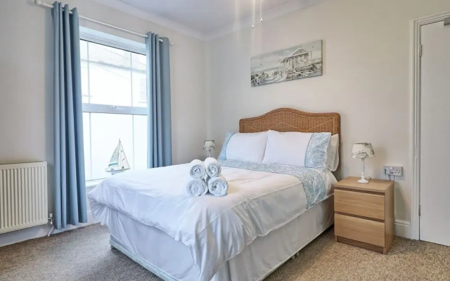 Walton Beach Holiday Lets