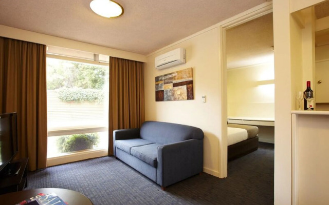 Mantra Meridien Adelaide