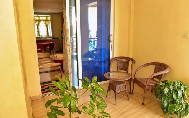 Magnificent Serviced 1 and 2 Bedroom Apartments