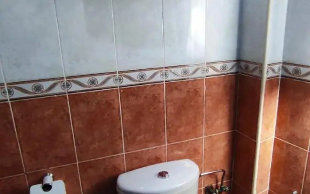 Bright whole apartment 500 meters from the center