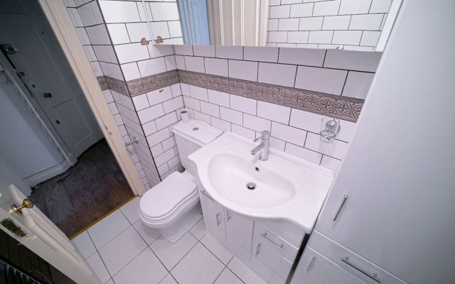 Nottingham Place on Baker Street - Top floor 2bed