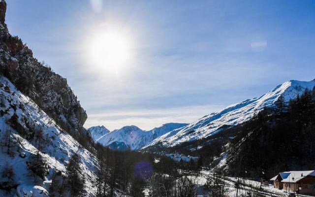 Fantastic Apartment in Valloire Near Ski Lift