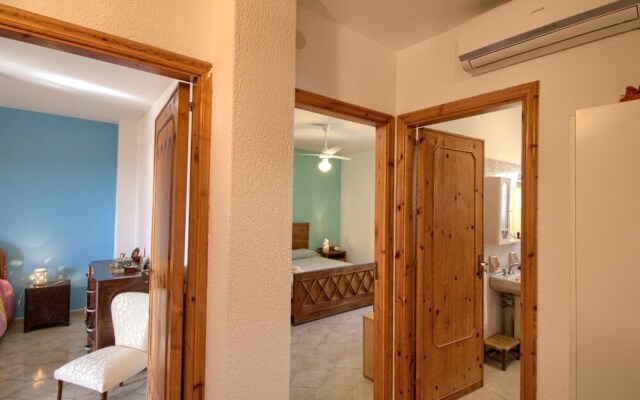 Casa Silva, Front Beach