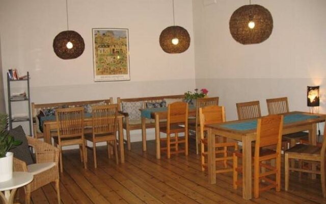 Castanea Old Town Hostel