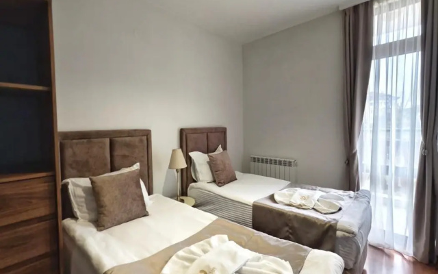 Hotel Elegant Lux