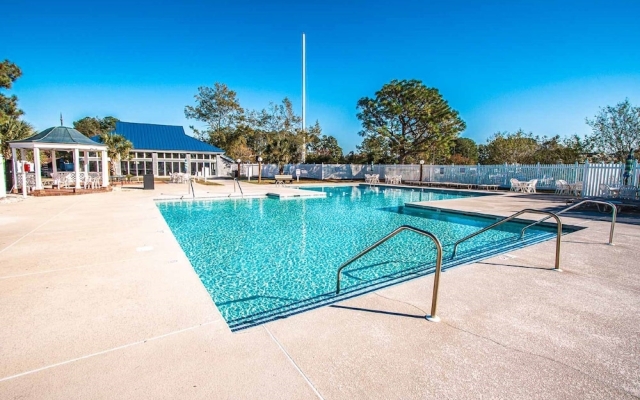 2BR Luxury Condos in New Bern