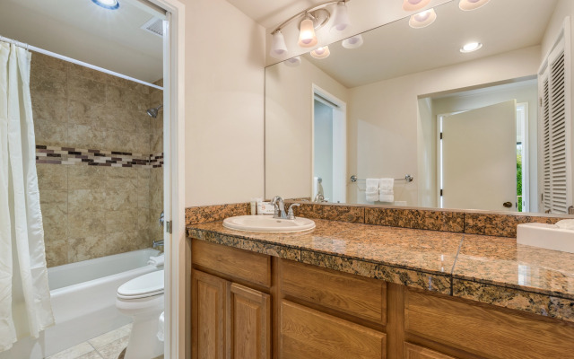 Royal Sea Cliff Kona by OUTRIGGER