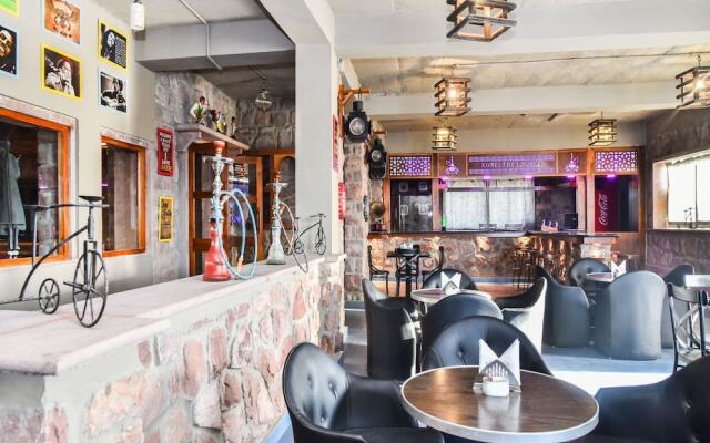 Capital O 35409 Hotel Megh Niwas