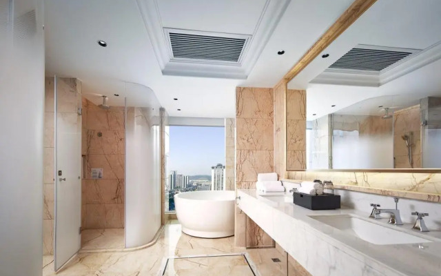 HUALUXE Leshan by IHG