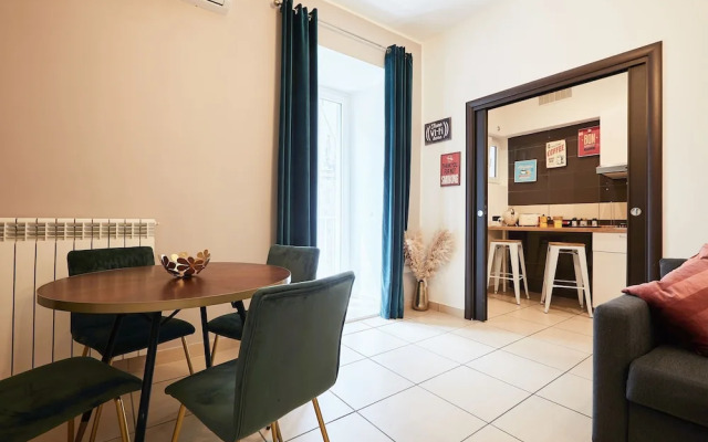 Vicky s Luxury Guesthouse by Napoliapartments