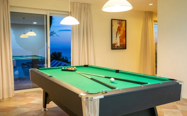 Stone Houses Dingač