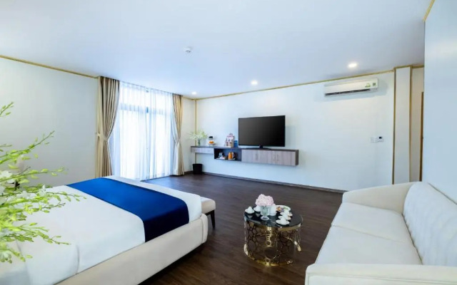 Sandals Star Hotel