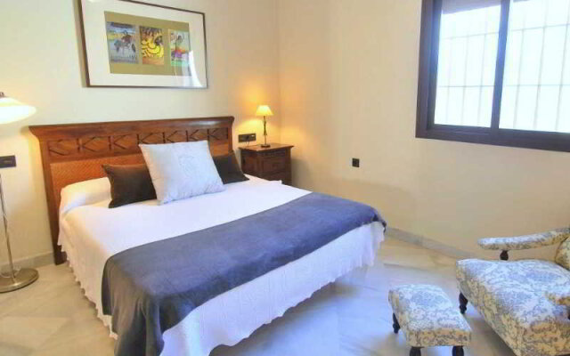 Living Sevilla Apartments