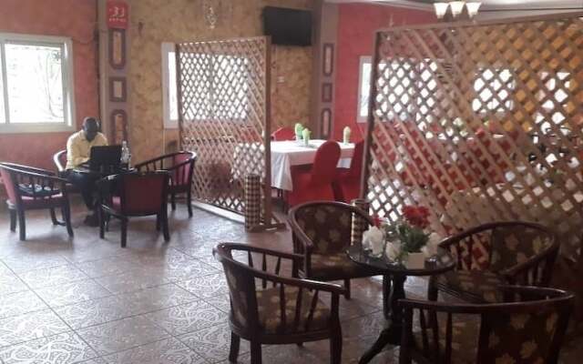New Town Palace Hotel