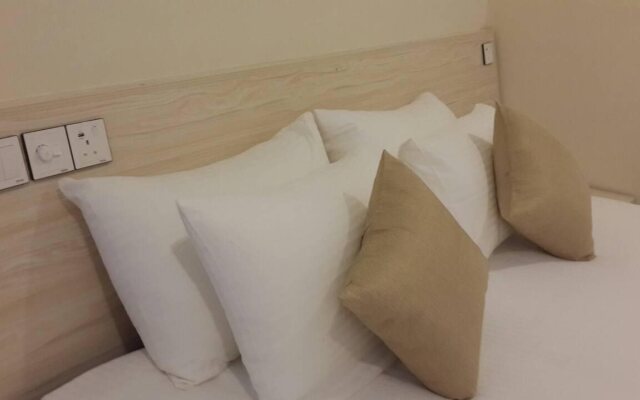 South Ari Inn