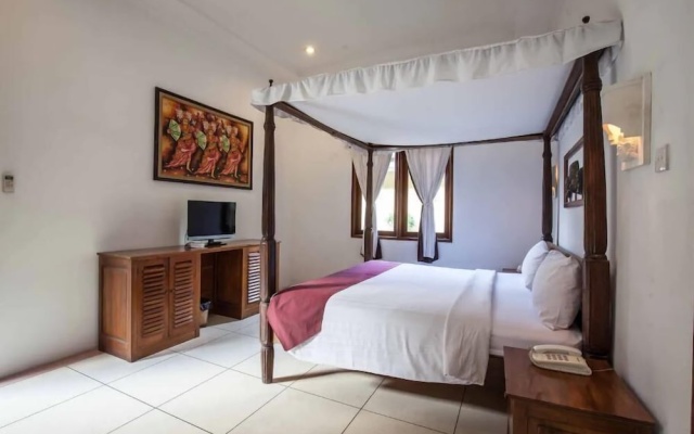 PB - Villa 1 - 3BR · 3-BR Private Pool Villa Walk to Seminyak Beach – Guest Rooms – Kerobokan Kelod