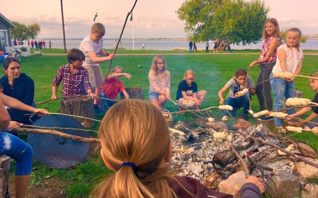 Camp Ven