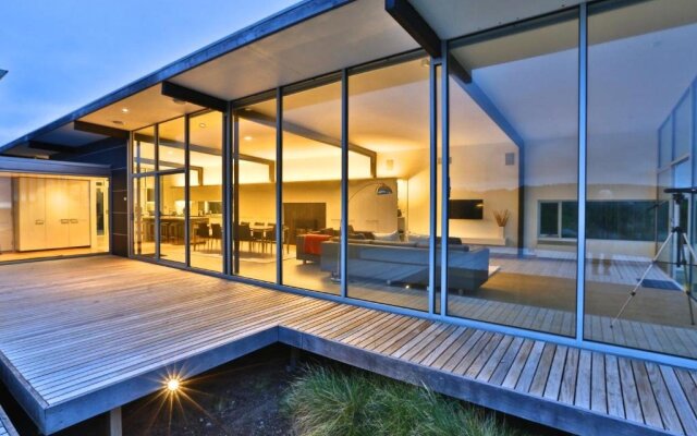 Cloudy Bay Beach House