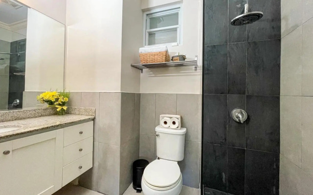 Choose To Be Happy at Eight - Eight Super Studio Apartments