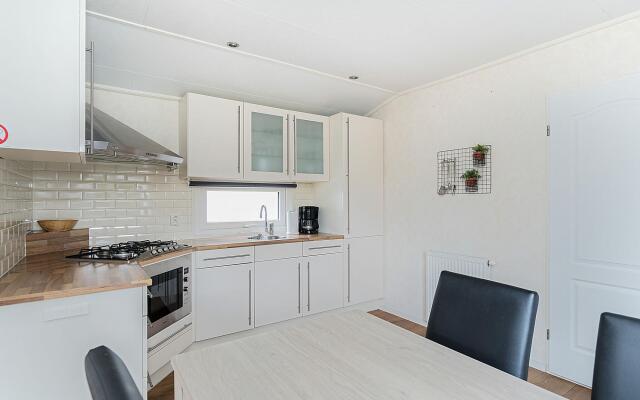 Comfortable chalet with a terrace at 3 km from Baarle-Nassau