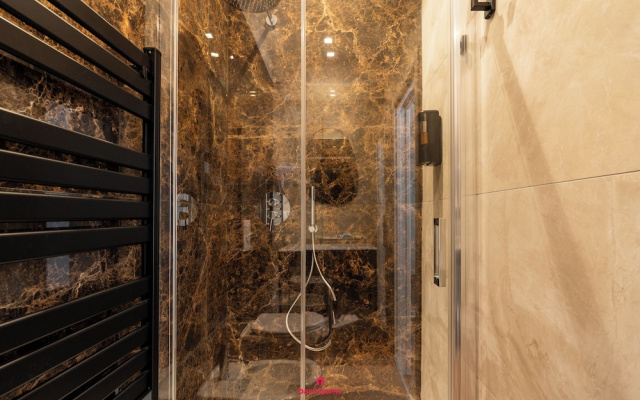 Opera Suites