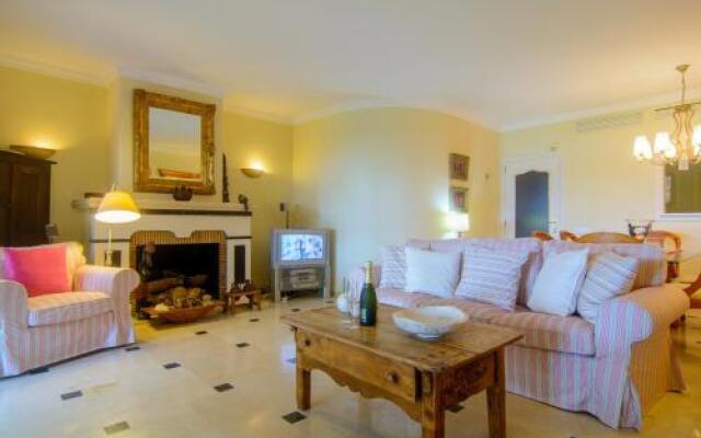 First line townhouse Venalmar