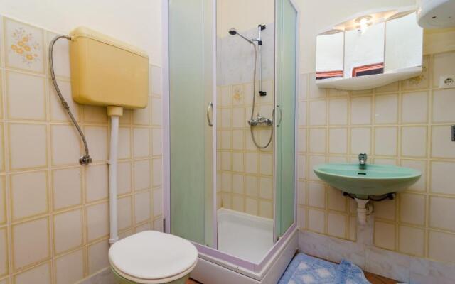 Apartments Villa Molunat 1
