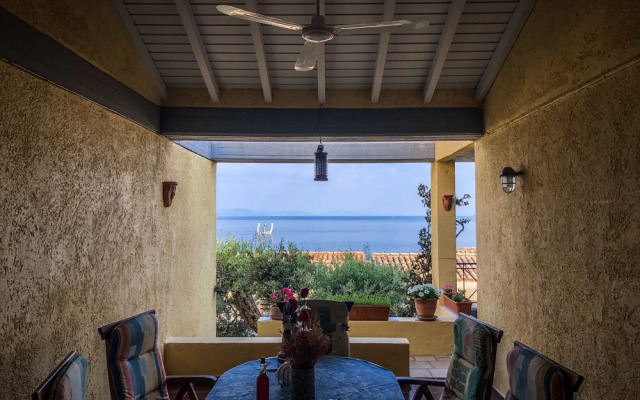 Kiranis Seaview Villa Barbati Beach