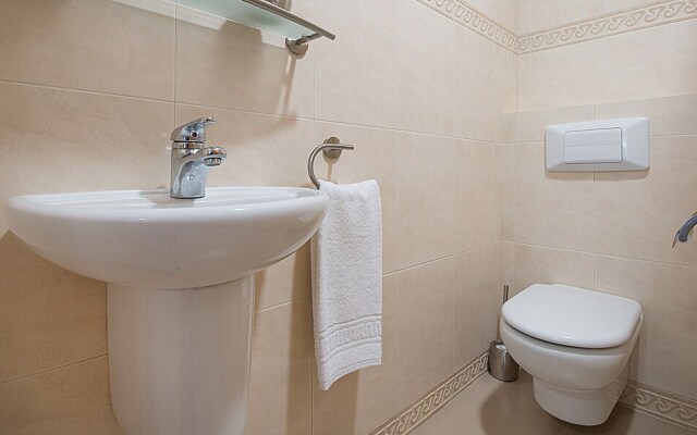 Chalet Romani Tvl 01b