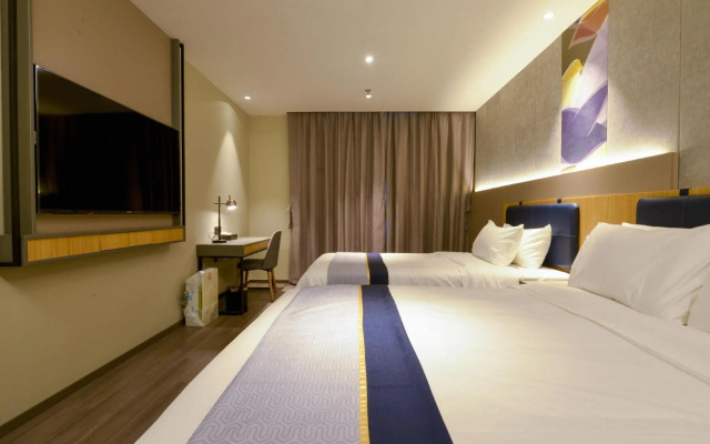 Homeinn Selected Hotel (Dalian Xinghai Square Convention and Exhibition Center)