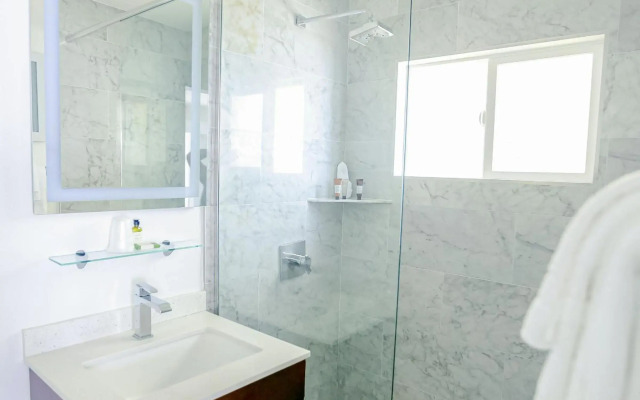 Capri Laguna on the Beach