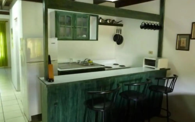 Summerland Suites