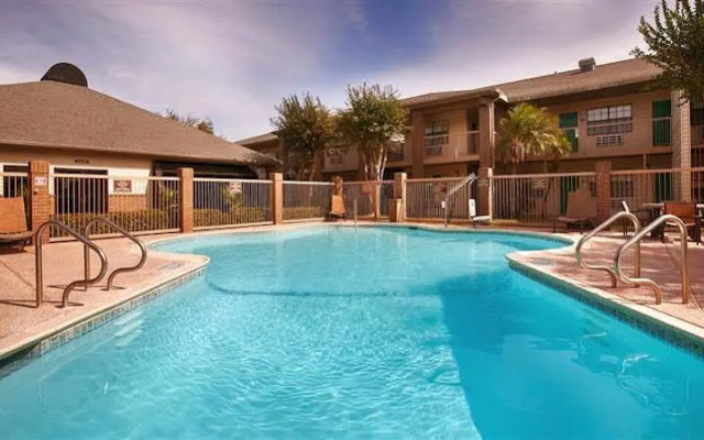 Texas Inn North Brownsville