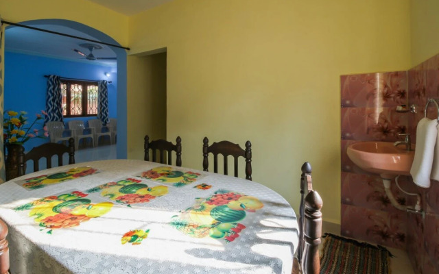 OYO 15529 Home Decent 2BHK Candolim
